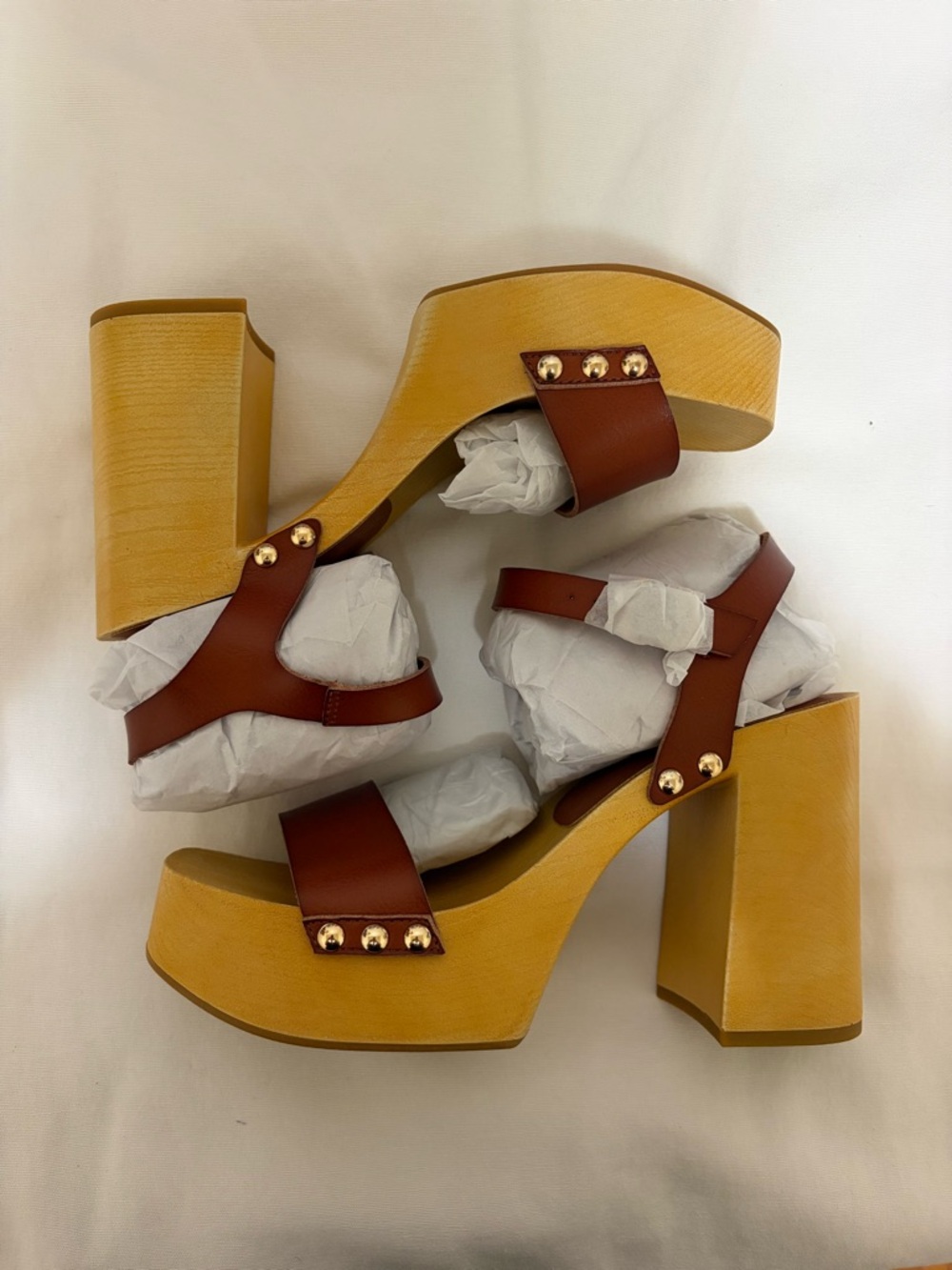 BRAND NEW MIA WOMEN DARRAH WOODEN BLOCKED HEEL SANDAL